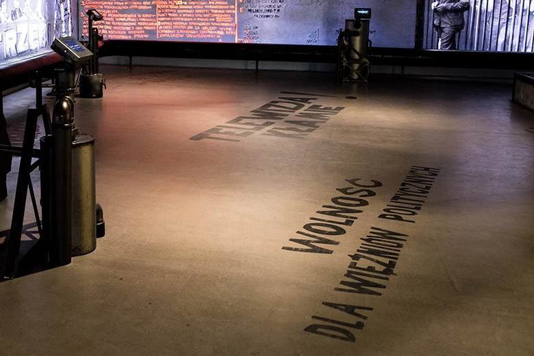 Zrealizowane ekspozycje muzealne: Śląskie Centrum Wolności i Solidarności 21